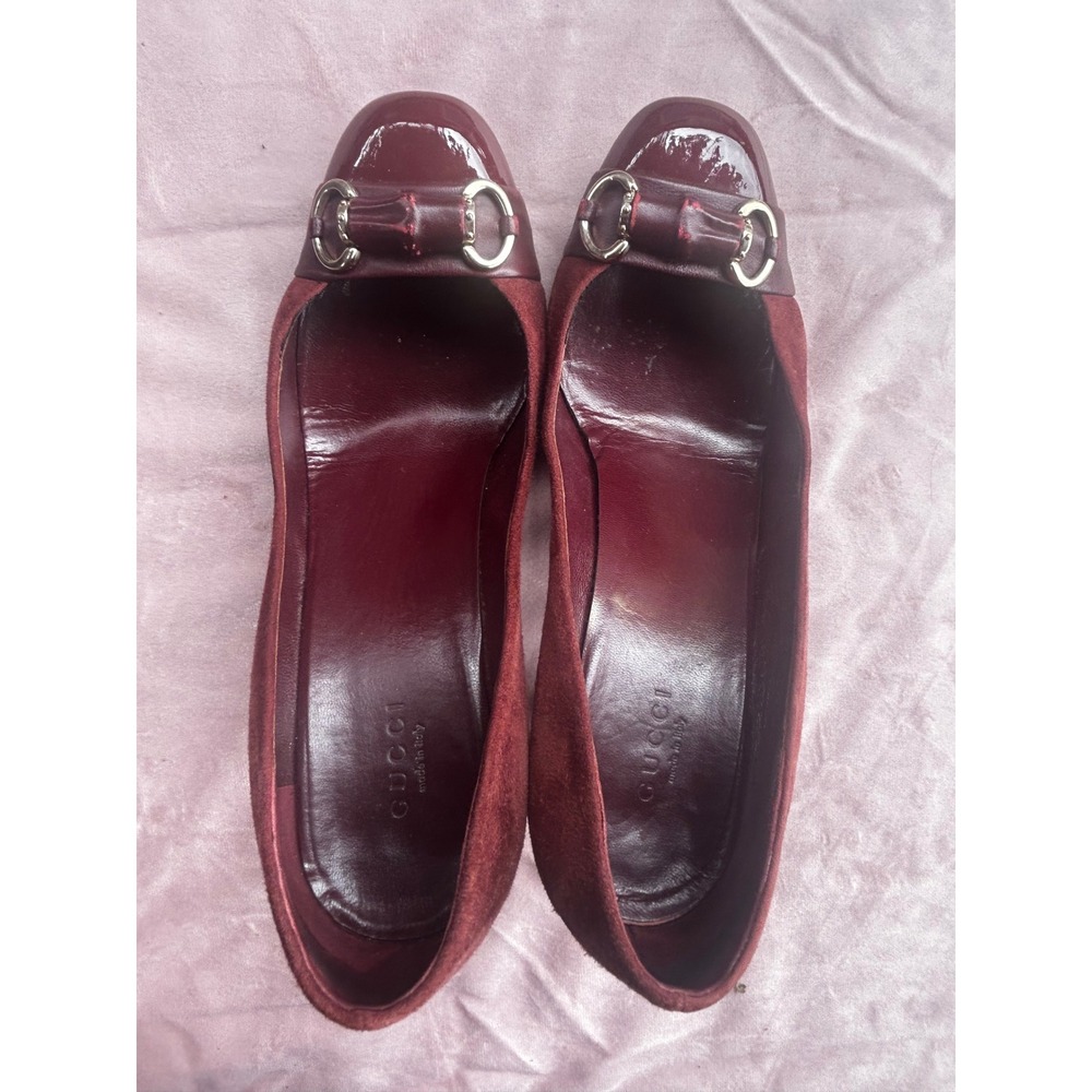 Gucci Pumps Women's Size 8.5 Burgundy Good Horsebit Block Heel - Picture 2 of 7